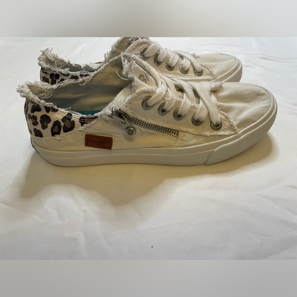 Blowfish size 7 white/leopard print shoes - Picture 4 of 6